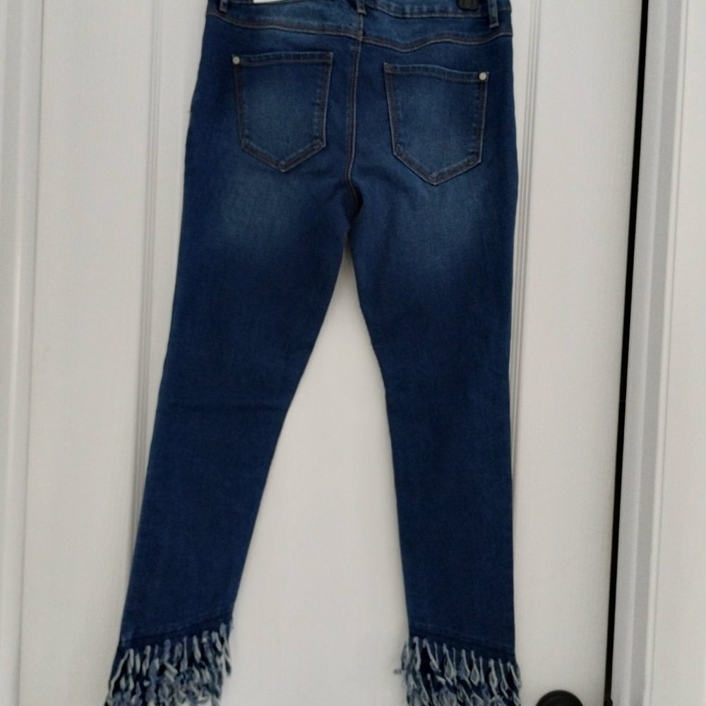 Blue jeans - Picture 2 of 7